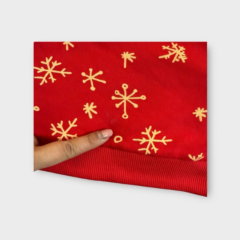 Hallmark Bear Hoodie Snowflake Pattern Red Holiday Sweater Vest